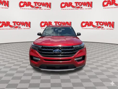 Used 2020 Ford Explorer XLT w/ Equipment Group 202A AWD/4WD image 3