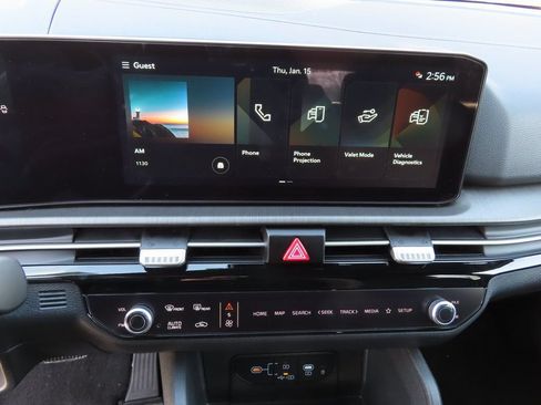 Certified 2026 Kia Sportage X-Line w/ X-Line Premium Package AWD/4WD image 6