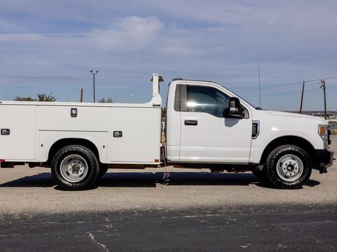 Used 2020 Ford F350 XL w/ Power Equipment Group image 8