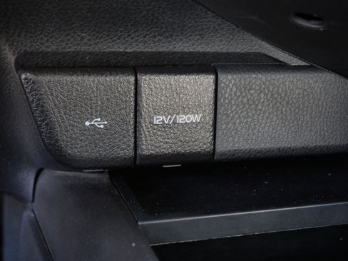 Certified 2024 Toyota Camry SE FWD image 31