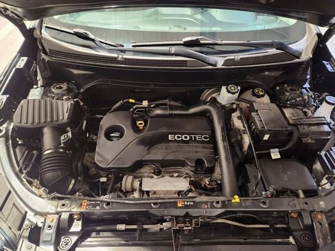 Used 2019 Chevrolet Equinox Premier image 12