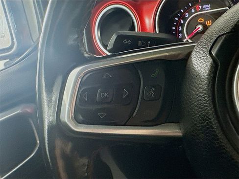 Used 2021 Jeep Wrangler Unlimited Rubicon image 25