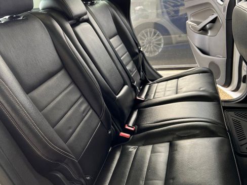 Used 2013 Ford C-MAX SEL image 12