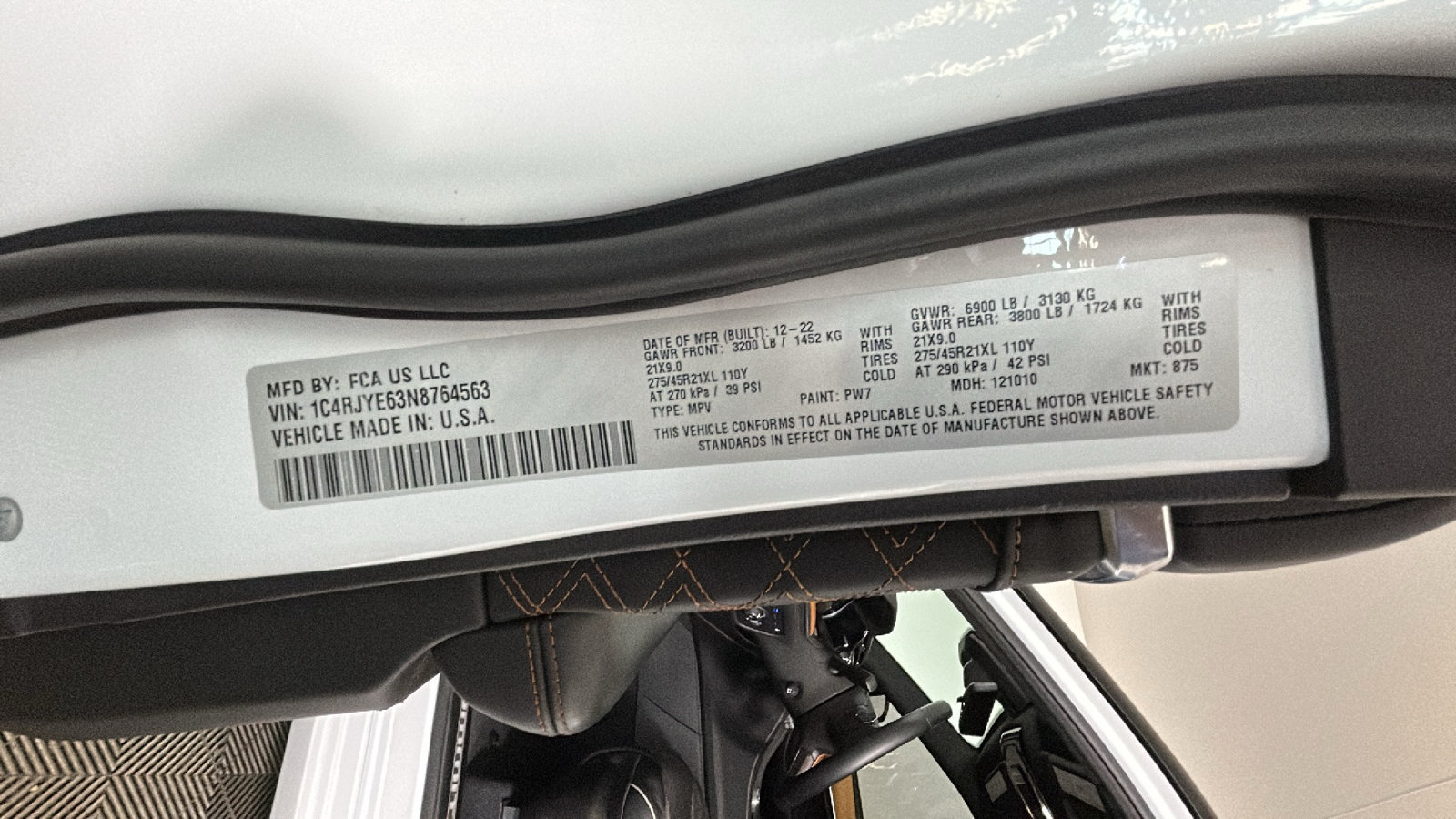 Used 2022 Jeep Grand Cherokee Summit AWD/4WD image 12