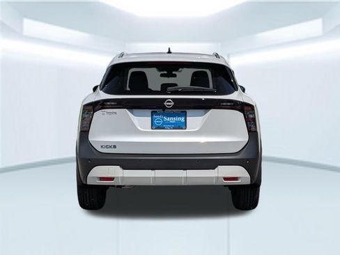 New 2026 Nissan Kicks SV FWD image 5