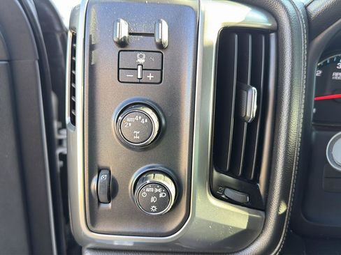 Used 2018 Chevrolet Silverado 1500 LTZ w/ Sport Package AWD/4WD image 20