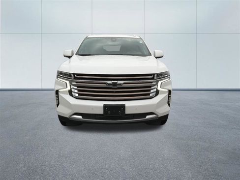 Used 2021 Chevrolet Suburban High Country w/ Max Trailering Package AWD/4WD image 5