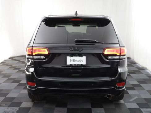 Used 2019 Jeep Grand Cherokee Altitude AWD/4WD image 17