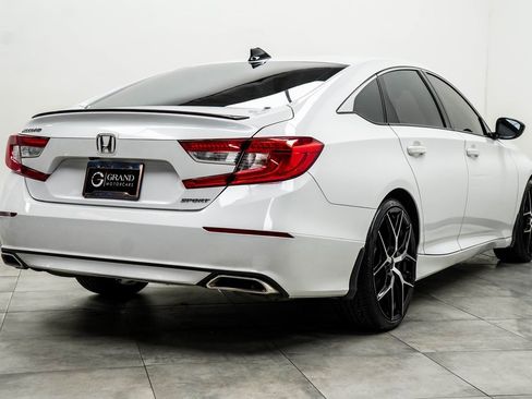 Used 2022 Honda Accord Sport image 12