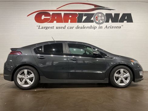 Used 2015 Chevrolet Volt Premium w/ Premium Trim Package image 1