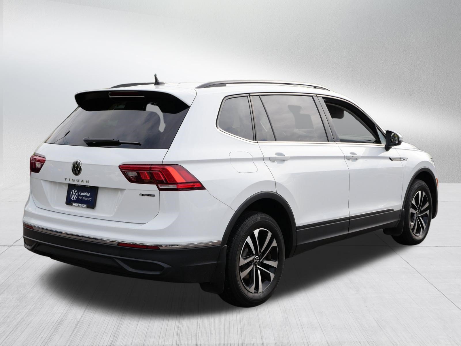 Certified 2023 Volkswagen Tiguan S AWD/4WD image 7