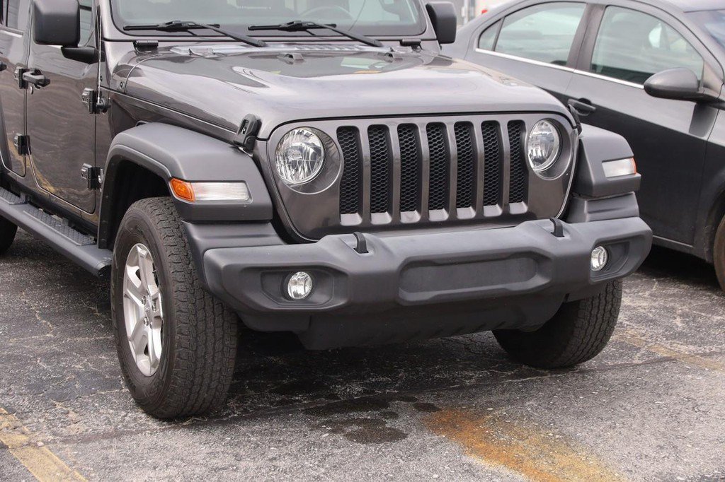 Used 2019 Jeep Wrangler Unlimited Sport S AWD/4WD image 2