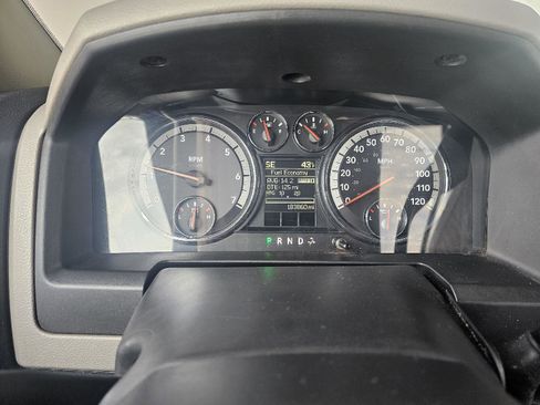 Used 2012 RAM 1500 Classic SLT image 17