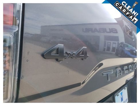 Used 2020 Toyota Tacoma TRD Pro AWD/4WD image 13