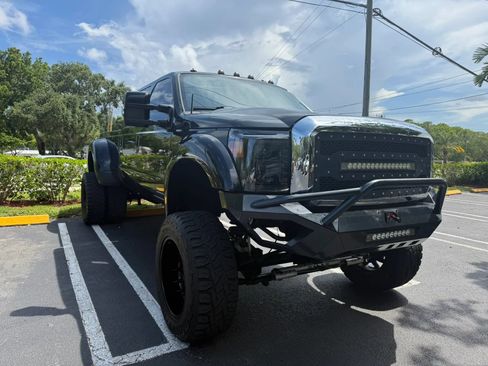 Used 2012 Ford F450 Lariat w/ Lariat Ultimate Pkg AWD/4WD image 1