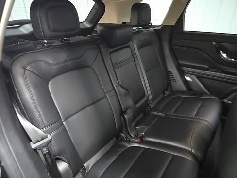 Used 2024 Lincoln Corsair AWD image 21