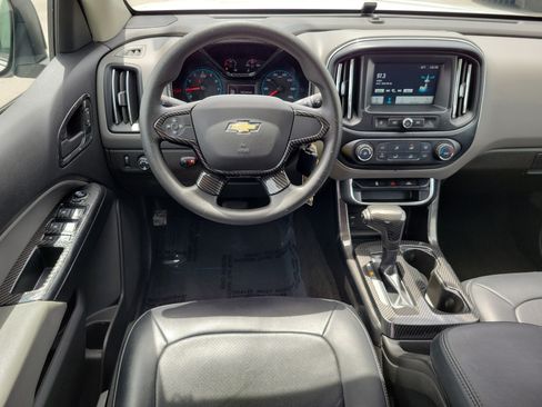 Used 2018 Chevrolet Colorado W/T w/ WT Convenience Package RWD image 19