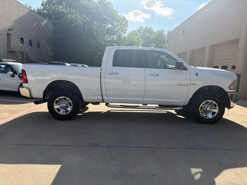 Used 2017 RAM 2500 SLT AWD/4WD image 4