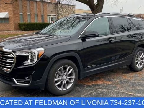 Certified 2024 GMC Terrain SLT image 4