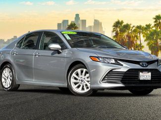 Used 2022 Toyota Camry LE FWD video 2
