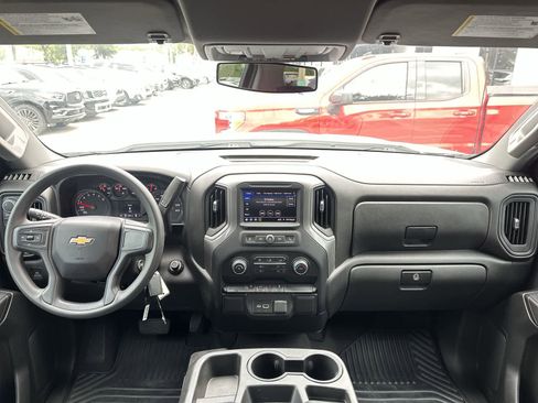 Used 2022 Chevrolet Silverado 1500 Custom AWD/4WD image 20