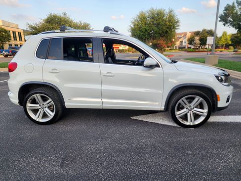 Used 2016 Volkswagen Tiguan R-Line FWD image 8