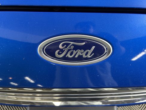 Used 2020 Ford Fusion SE FWD image 9