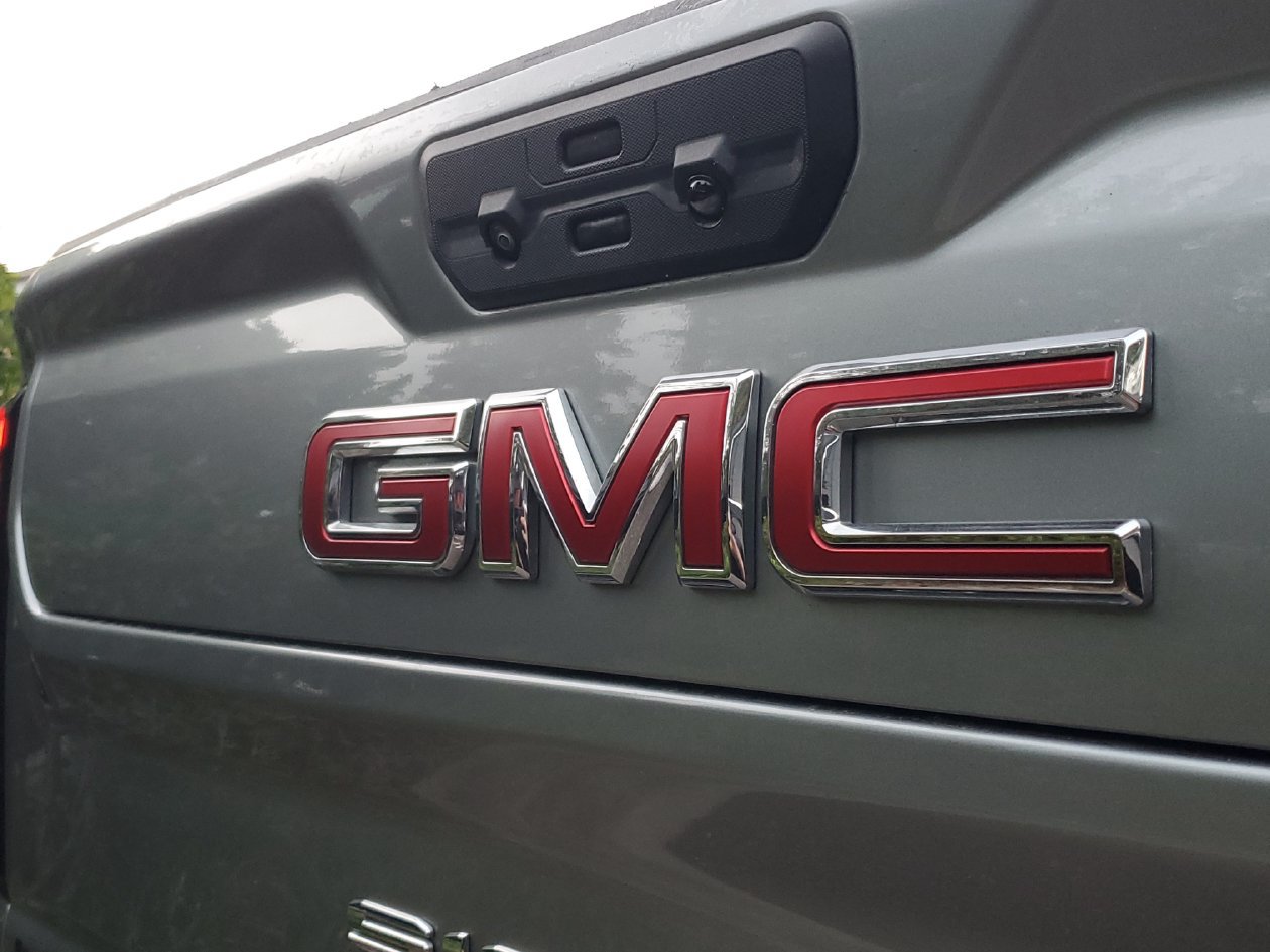 Used 2024 GMC Sierra 2500 SLT AWD/4WD image 6