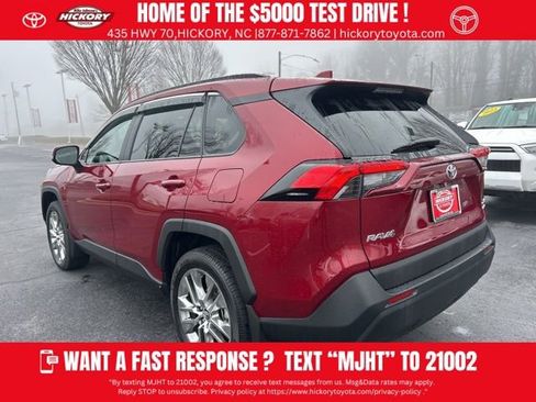 Used 2020 Toyota RAV4 XLE Premium image 9