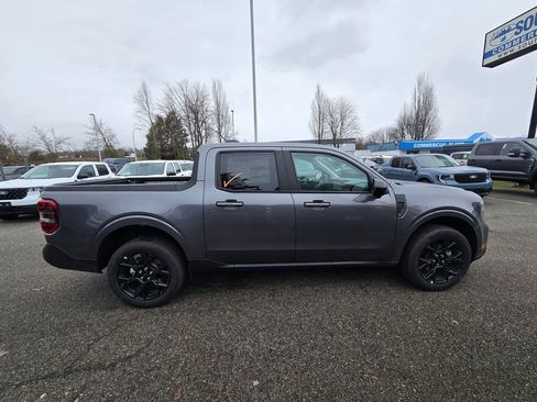 New 2026 Ford Maverick Lariat w/ Black Appearance Package image 4