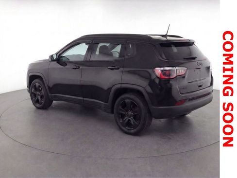 Used 2020 Jeep Compass Latitude image 4