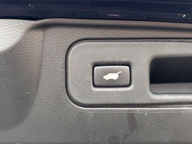 Used 2023 Honda Passport EX-L image 5