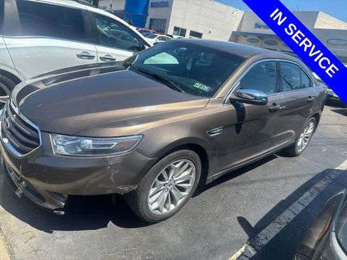 Used 2015 Ford Taurus Limited w/ Equipment Group 301A FWD image 3