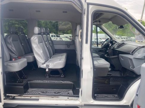 Used 2017 Ford Transit 350 XL RWD image 9