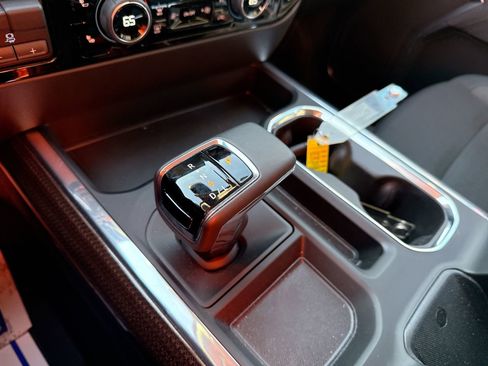 Used 2025 Chevrolet Silverado 1500 LT w/ Texas Edition Plus image 22