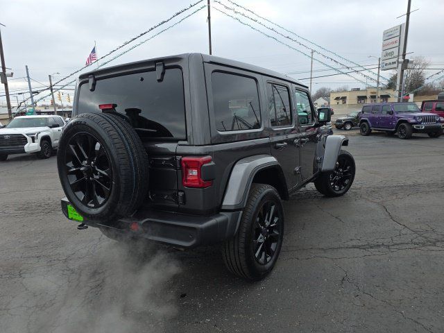 Used 2025 Jeep Wrangler Unlimited Sahara w/ Safety Group AWD/4WD image 6