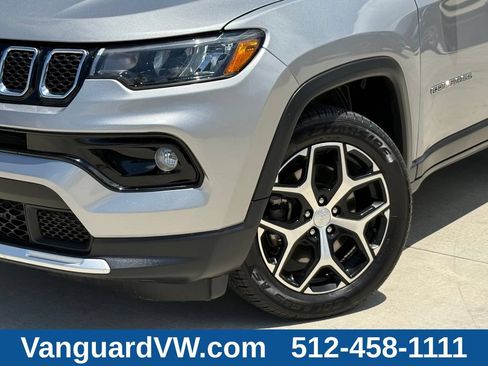 Used 2024 Jeep Compass Limited AWD/4WD image 5