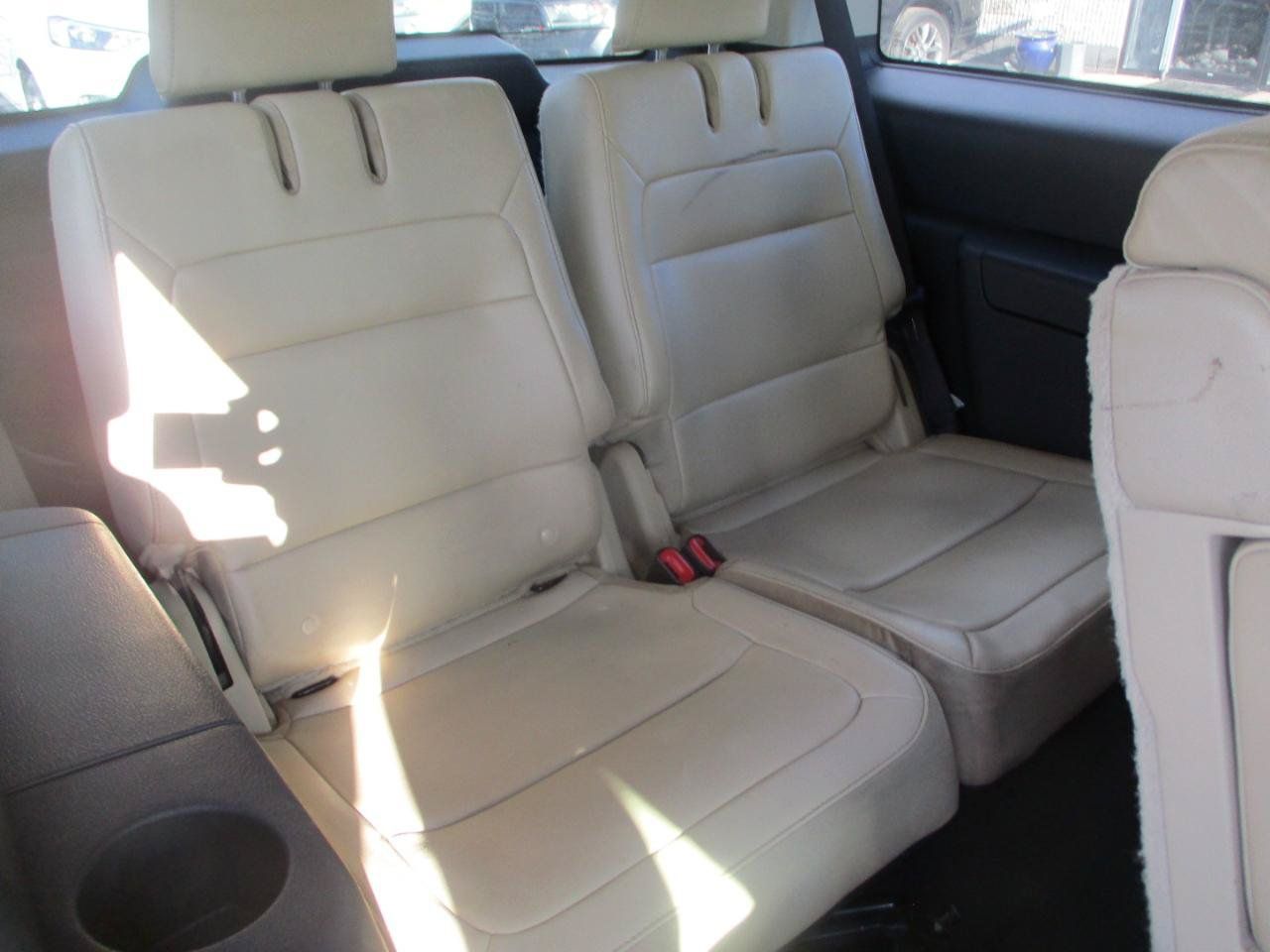 Used 2013 Ford Flex Limited AWD/4WD image 9