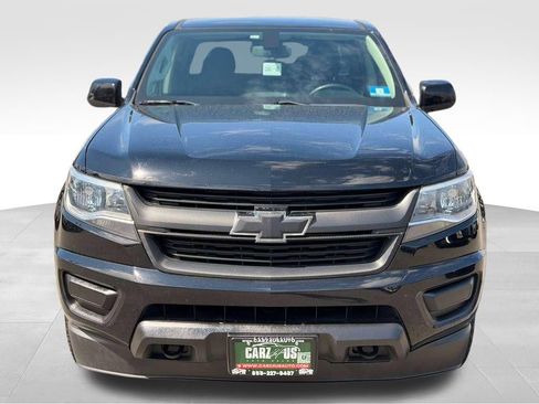 Used 2020 Chevrolet Colorado LT AWD/4WD image 2