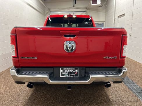 Used 2022 RAM 1500 4x4 Crew Cab image 3