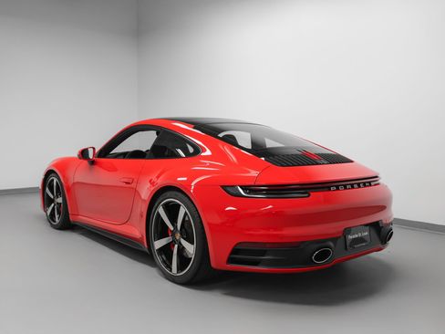 Certified 2024 Porsche 911 Carrera S RWD image 3
