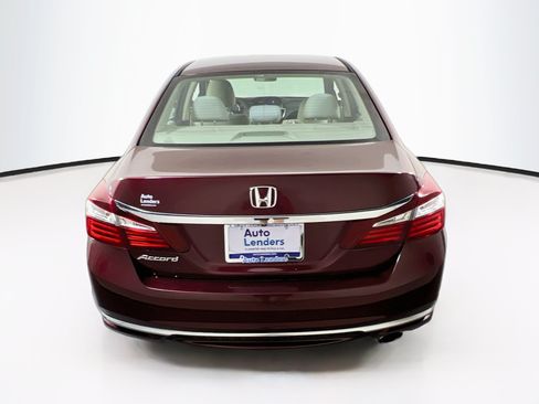 Used 2017 Honda Accord LX image 6