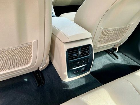 Used 2020 BMW 330i xDrive Sedan w/ Driving Assistance Package image 12