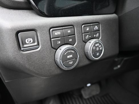 New 2026 Chevrolet Silverado 2500 LTZ w/ LTZ Convenience Package AWD/4WD image 29
