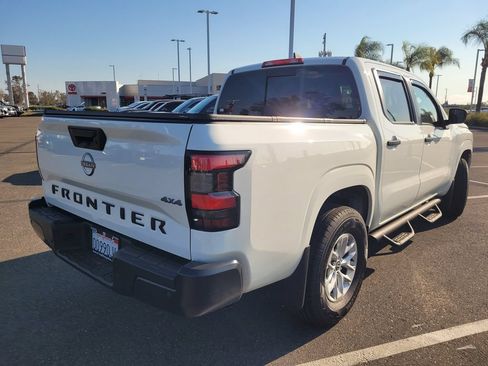Used 2025 Nissan Frontier S AWD/4WD image 4