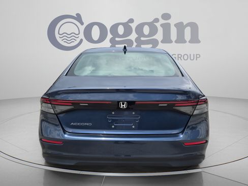 Used 2023 Honda Accord EX image 5