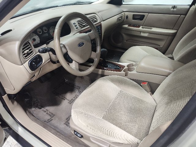 Used 2007 Ford Taurus SEL FWD image 14