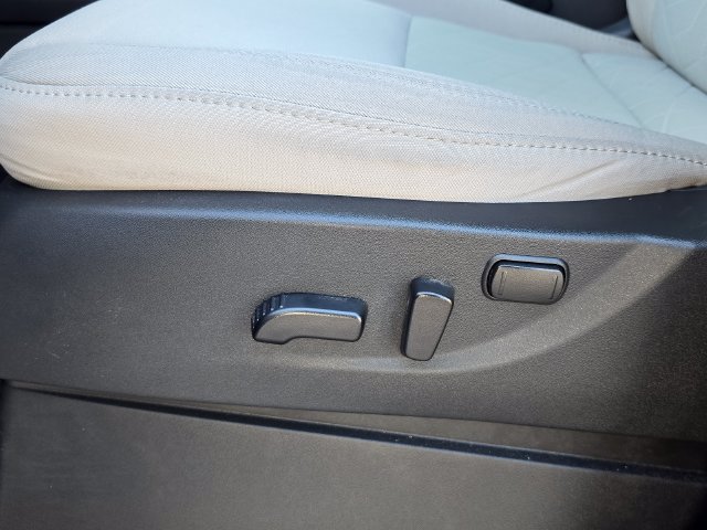Certified 2025 Nissan Frontier SV AWD/4WD image 13