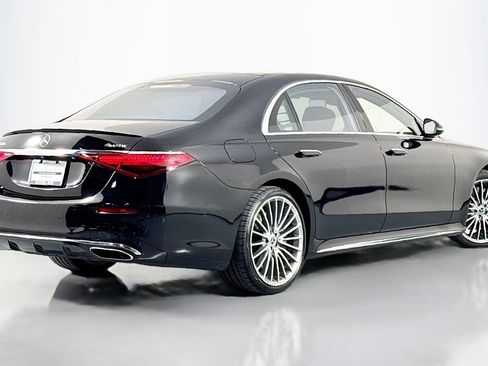 Certified 2022 Mercedes-Benz S 500 4MATIC image 13