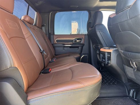 Used 2023 RAM 2500 Limited image 33